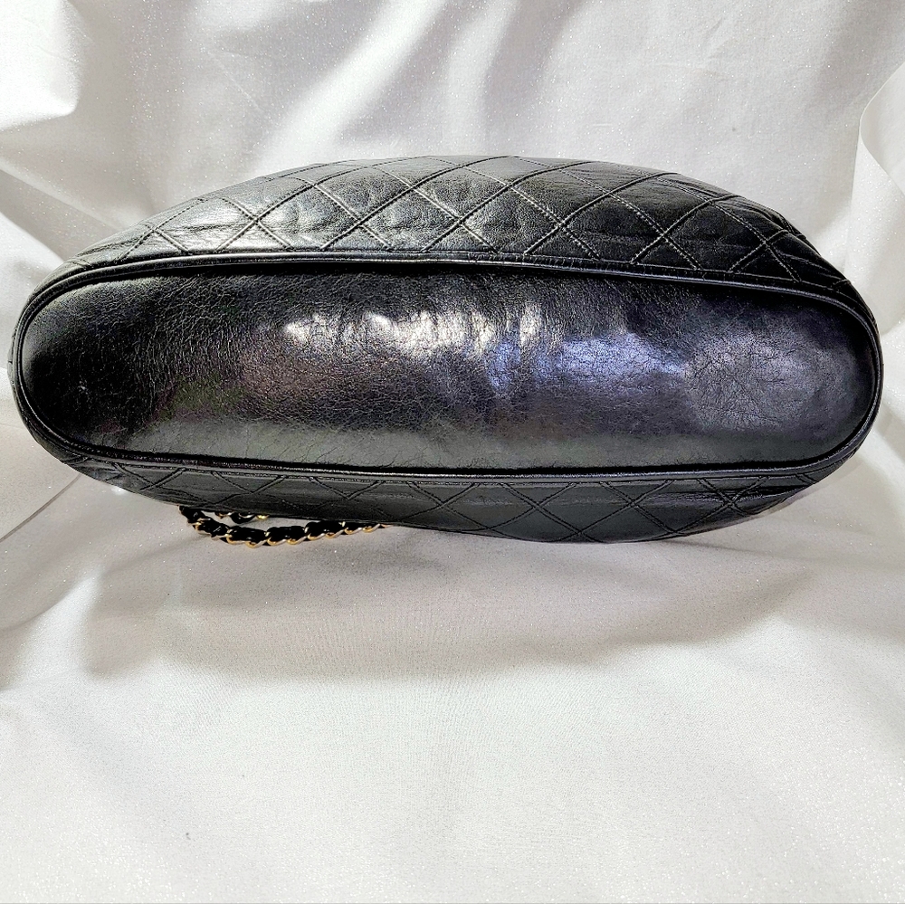 Vintage CHANEL Quilted Black Lambskin Leather Tote Bag - Picture 6 of 12
